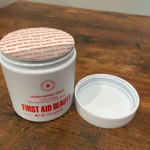 First Aid Beauty Ultra Repair Cream BRAND NEW
